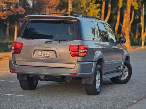 Used 2002 Toyota Sequoia Limited image 10