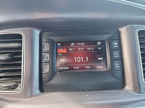 Used 2015 Dodge Charger SE w/ Popular Equipment Group image 12