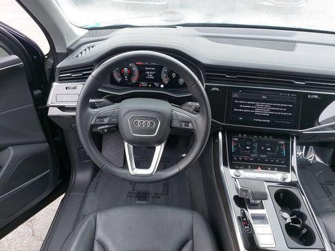 Used 2024 Audi Q7 3.0T Prestige AWD/4WD image 18