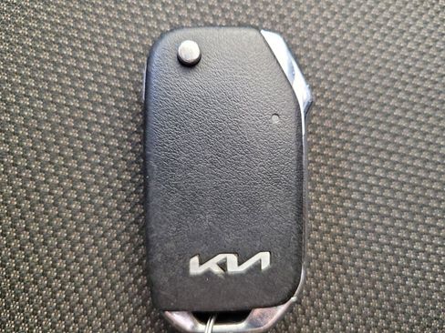 Used 2024 Kia Forte LXS w/ LXS Technology Package FWD image 32