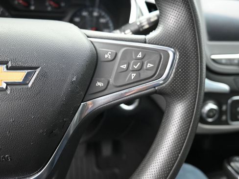 Used 2020 Chevrolet Equinox LS w/ LS Convenience Package image 11