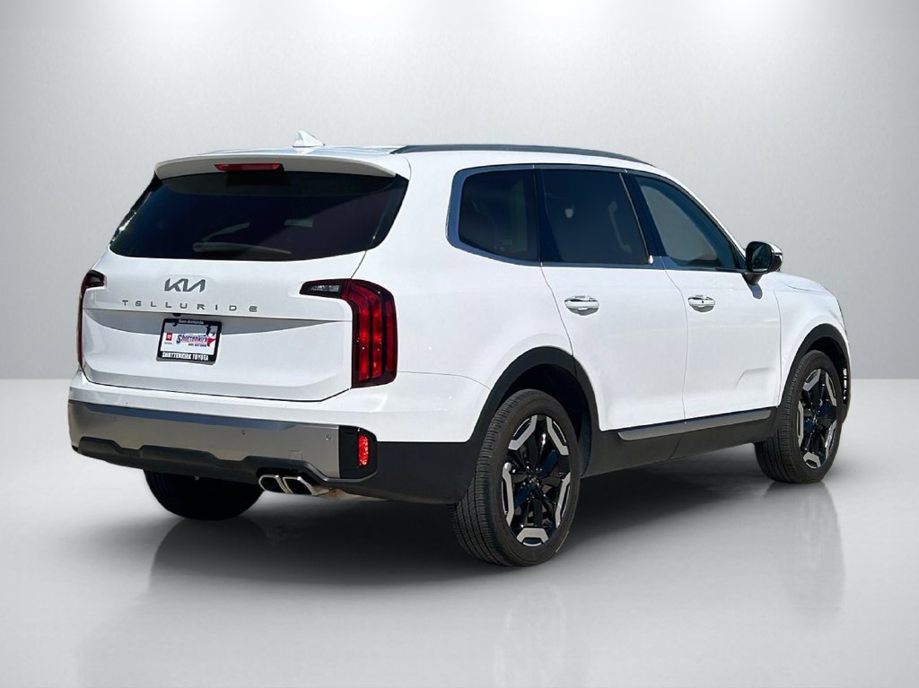 Used 2025 Kia Telluride S FWD image 5