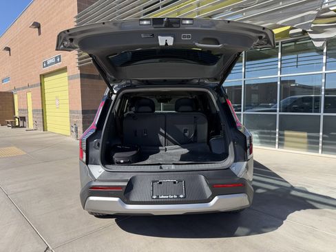 Used 2024 Kia EV9 Light Long Range RWD image 35