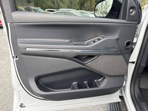 New 2025 Lincoln Navigator Reserve image 21