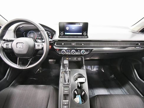 Certified 2024 Honda Civic EX image 3