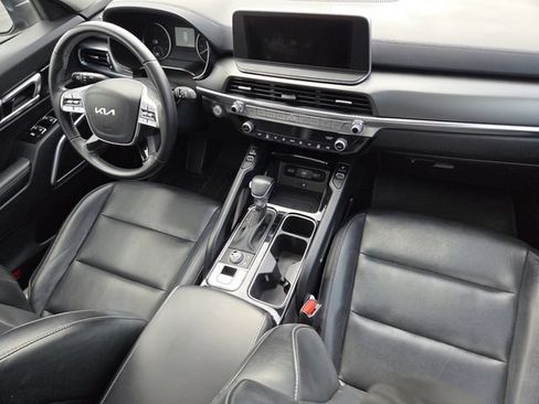 Used 2022 Kia Telluride S AWD/4WD image 25