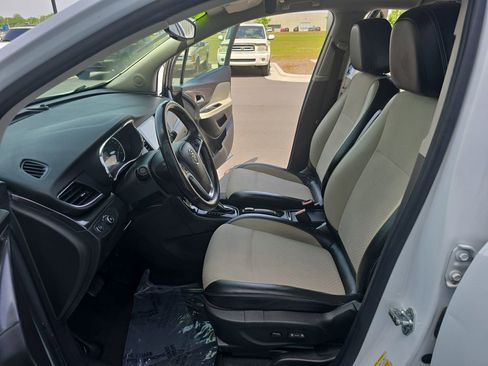 Used 2019 Buick Encore Preferred FWD image 12