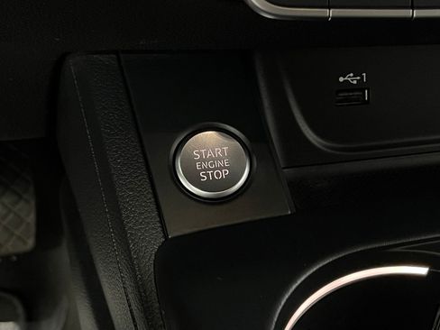 Used 2018 Audi A4 2.0T Ultra Premium Plus w/ Premium Plus Package image 21