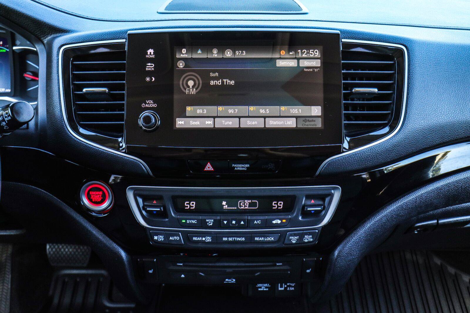 Used 2019 Honda Pilot Touring image 29