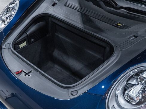 Used 2019 Porsche 911 Carrera S RWD image 40