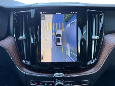 Certified 2023 Volvo XC60 B5 Plus AWD/4WD image 20
