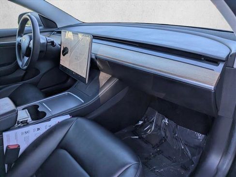 Used 2021 Tesla Model 3 Performance image 22