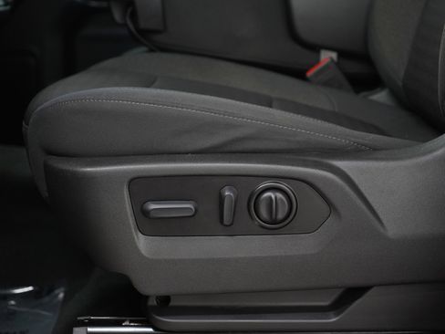 Used 2022 Chevrolet Silverado 1500 LT w/ Z71 Off-Road Package image 23