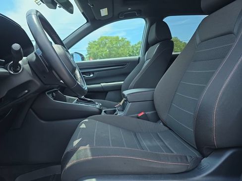 Used 2025 Honda CR-V Sport image 11