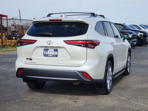 Used 2020 Toyota Highlander Limited image 5