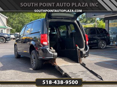 Used 2015 Dodge Grand Caravan SE w/ Quick Order Package 29E SE