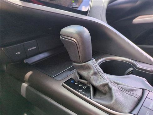 Certified 2024 Toyota Camry SE FWD image 12