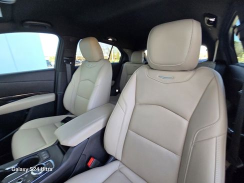 Used 2024 Cadillac XT4 Premium Luxury w/ Cold Weather Package image 11