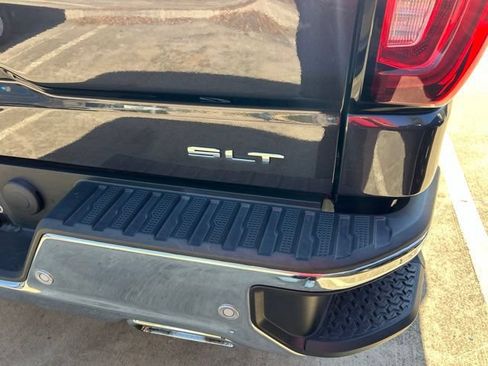 Used 2024 GMC Sierra 1500 SLT AWD/4WD image 7