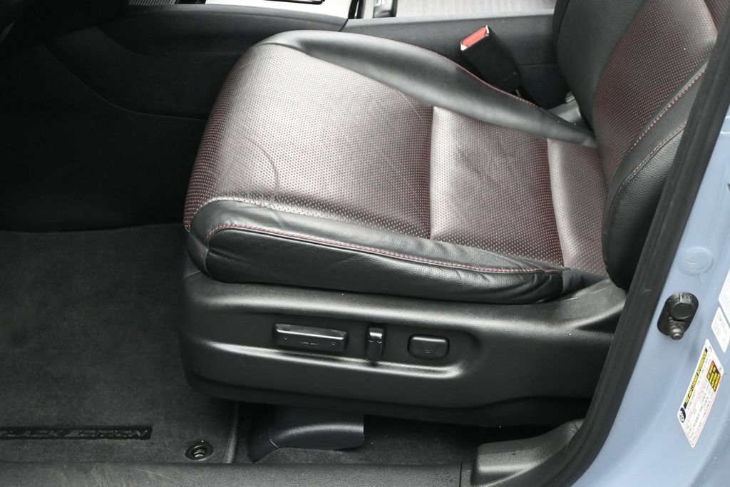 Used 2023 Honda Ridgeline Black Edition image 13
