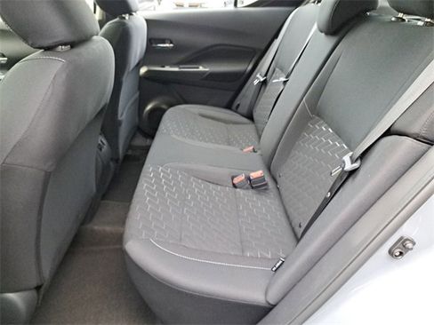 Used 2024 Nissan Kicks SV image 11