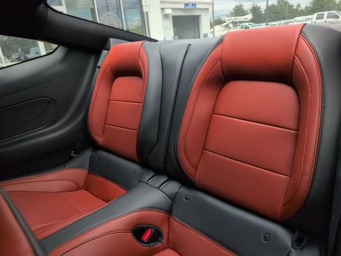 Used 2025 Ford Mustang Premium image 14