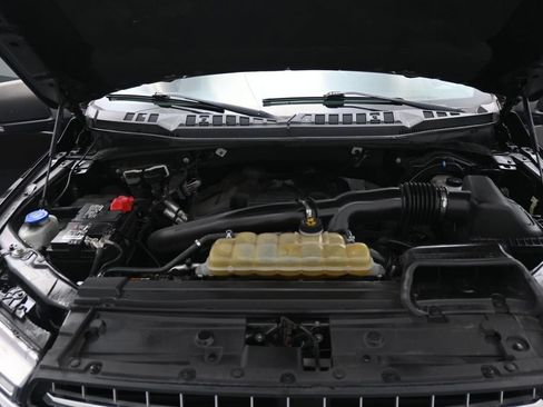 Used 2019 Ford F150 XLT w/ Equipment Group 302A Luxury AWD/4WD image 32