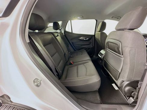 Used 2024 GMC Terrain SLE image 26