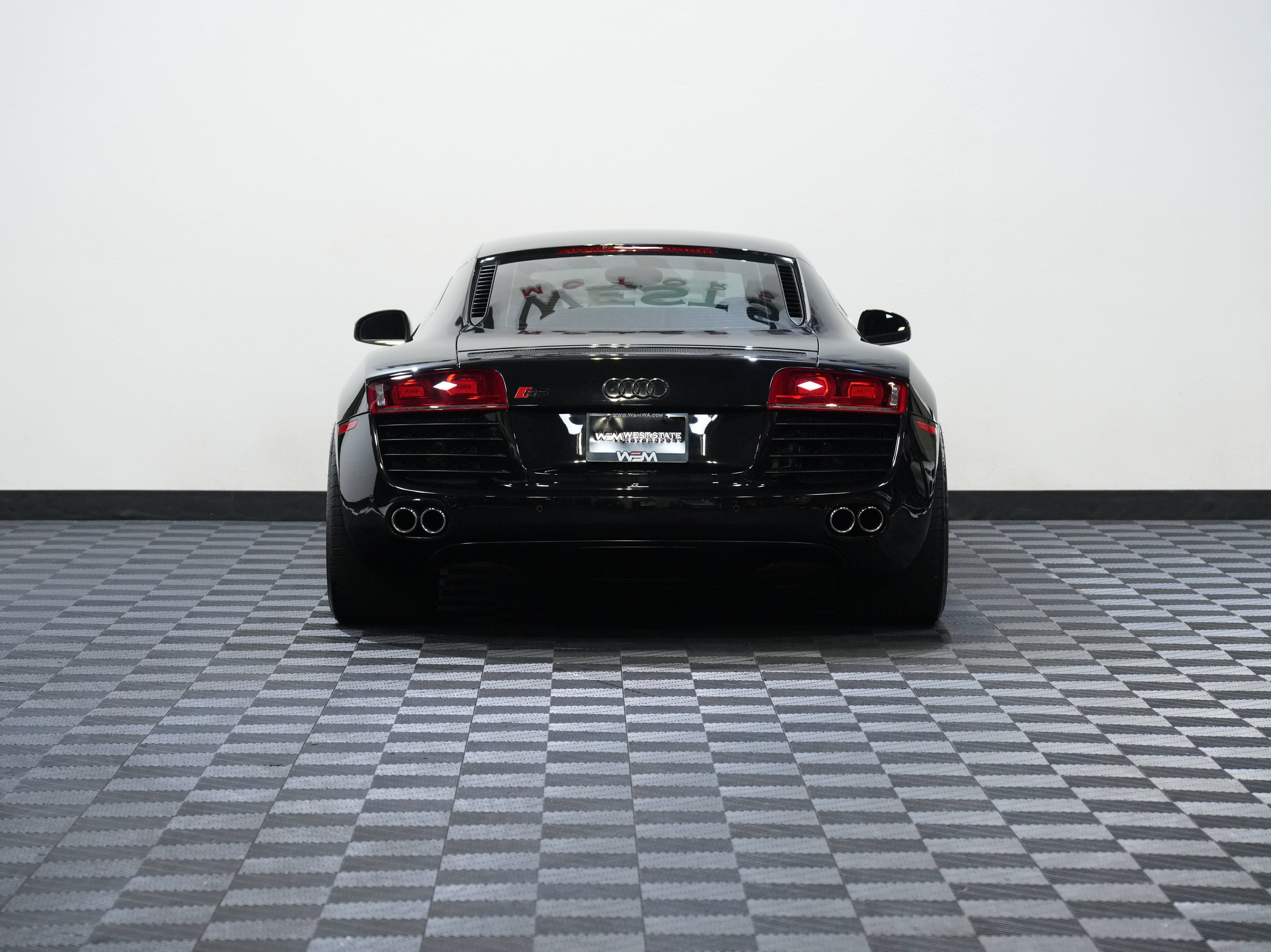 Used 2011 Audi R8 V8 AWD/4WD image 7