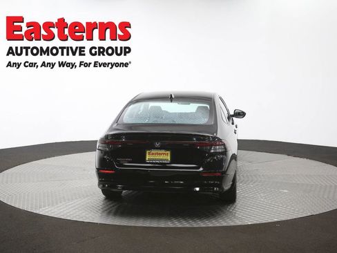 Used 2025 Honda Accord SE image 37