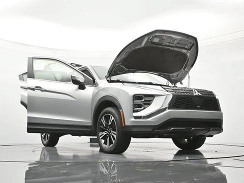 Used 2024 Mitsubishi Eclipse Cross SEL AWD/4WD image 50