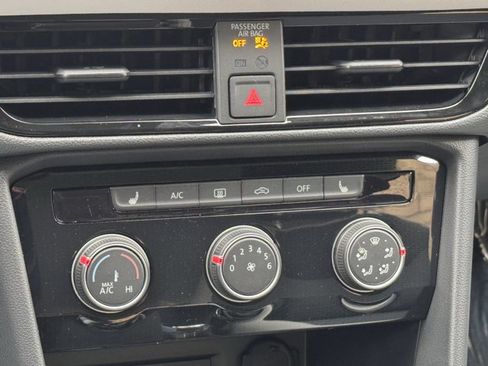 New 2025 Volkswagen Taos S image 21