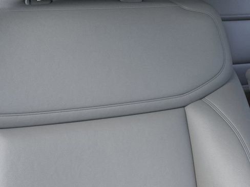 New 2026 Ford Expedition Active AWD/4WD image 16