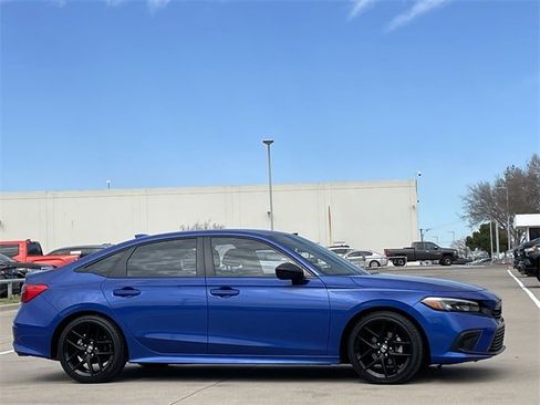 Certified 2024 Honda Civic Sport image 3