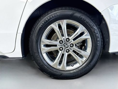 Used 2021 Toyota Sienna XSE w/ XSE Plus Package AWD/4WD image 40