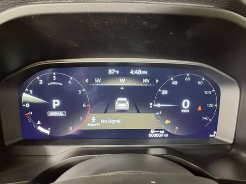 Used 2025 Mitsubishi Outlander AWD image 25