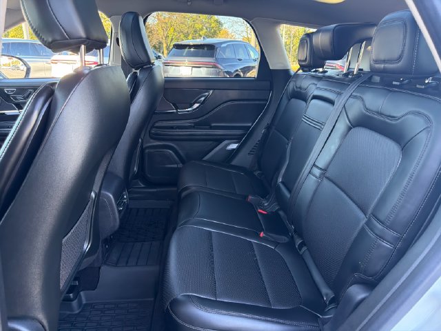 Certified 2024 Lincoln Corsair AWD w/ Equipment Group 101A image 28