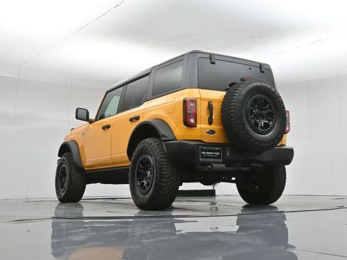 Used 2022 Ford Bronco Wildtrak image 50