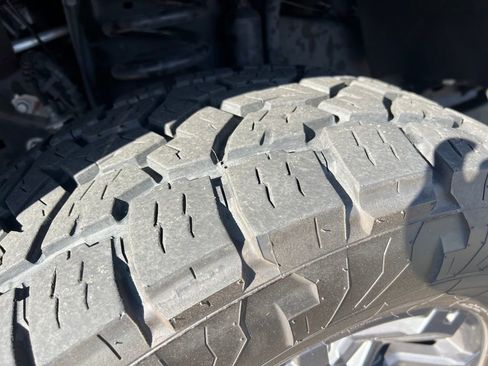 Used 2024 Ford F250 Lariat w/ Sport Appearance Package image 26