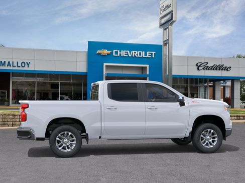 New 2026 Chevrolet Silverado 1500 LT w/ Z71 Off-Road Package AWD/4WD image 6