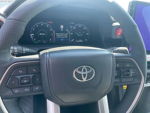 New 2025 Toyota Tacoma TRD Off-Road AWD/4WD image 28
