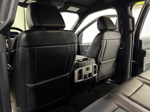 Used 2022 Ford F250 Lariat w/ Lariat Value Package image 17