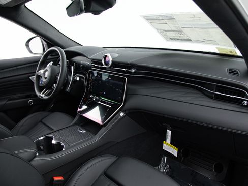 New 2026 Maserati Grecale Modena AWD/4WD image 10