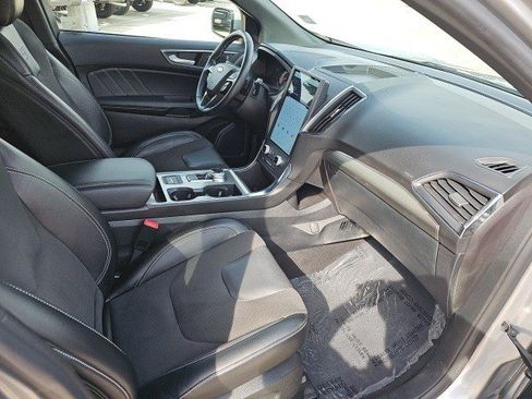 Used 2022 Ford Edge ST w/ Equipment Group 401A image 11
