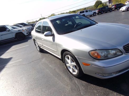 Used 2003 INFINITI I35 w/ Sunroof & Sunshade Pkg image 43
