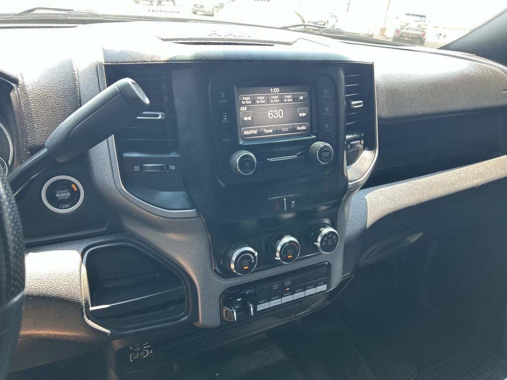 Used 2024 RAM 3500 Tradesman w/ Chrome Appearance Group AWD/4WD image 33