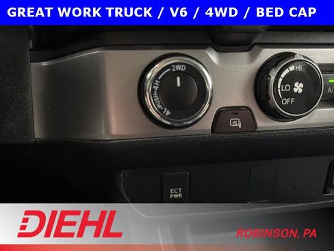 Used 2016 Toyota Tacoma SR5 image 29