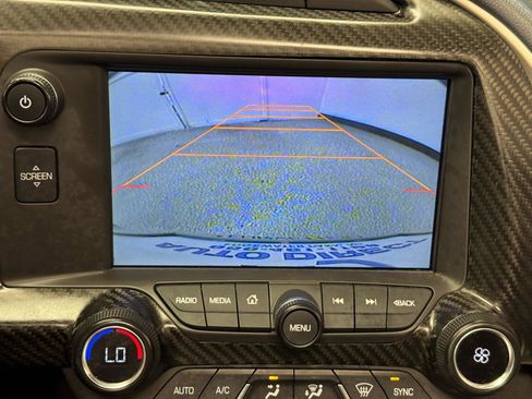 Used 2015 Chevrolet Corvette Z06 w/ 2LZ Preferred Equipment Group RWD image 17