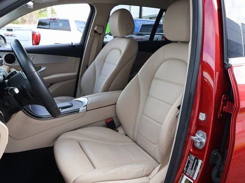 Used 2020 Mercedes-Benz GLC 300 GLC 300 image 12