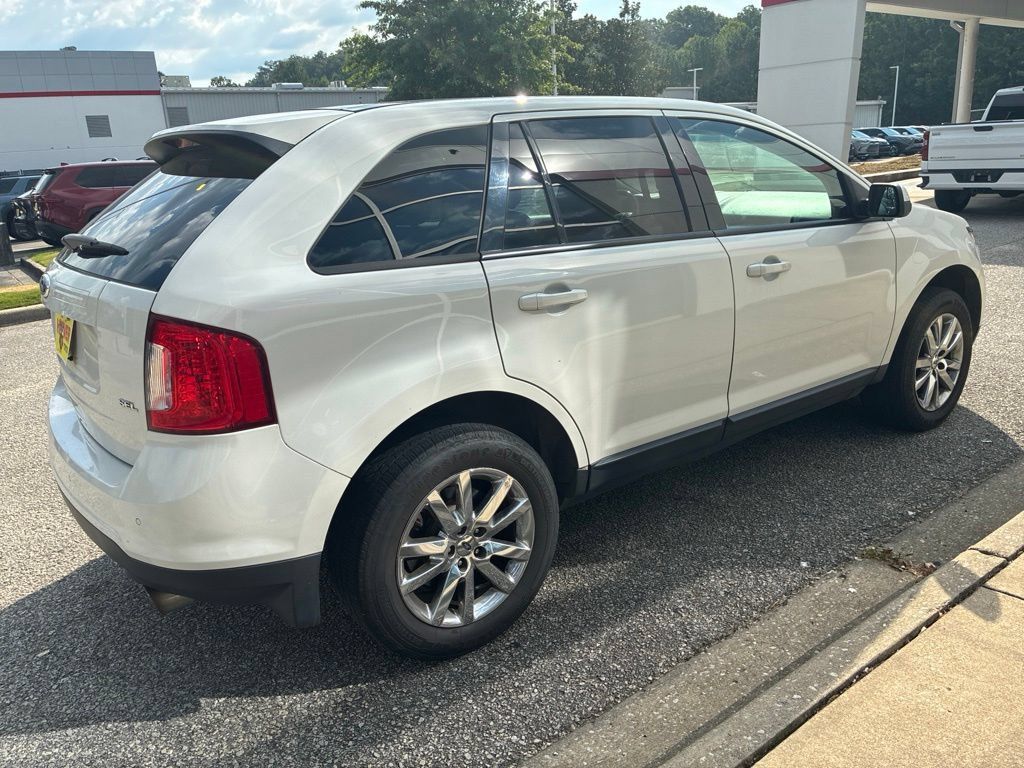 Used 2013 Ford Edge SEL FWD image 3